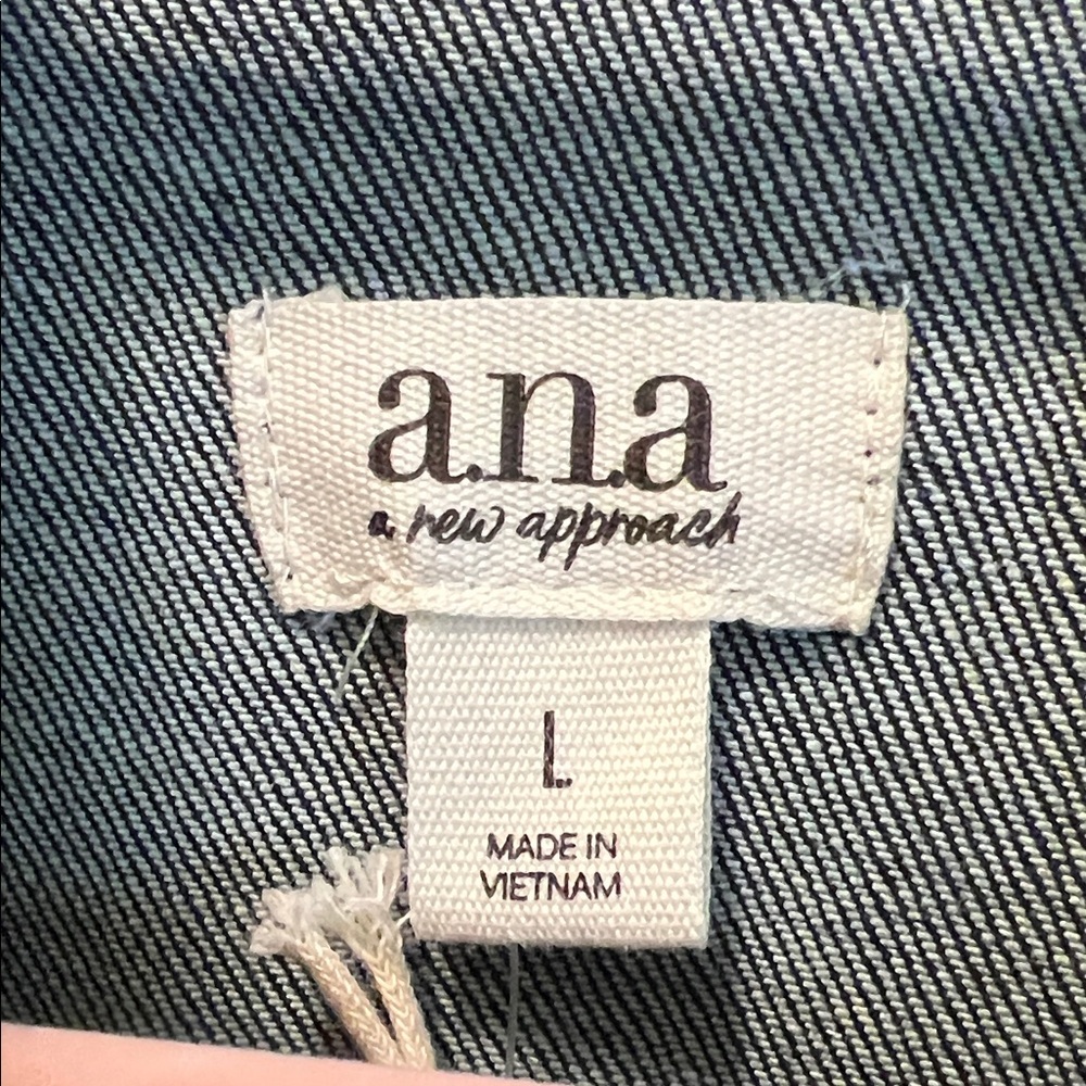 a.n.a #1385**Navy Blue and White Striped Fabric - Picture 3 of 6